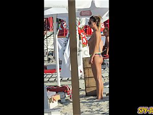 magnificent unexperienced bra-less teenager spycam Beach Close-Up
